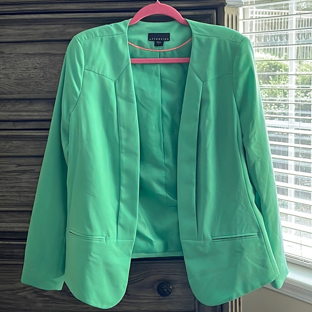 Beautiful Mint Blazer - Picture 1 of 4